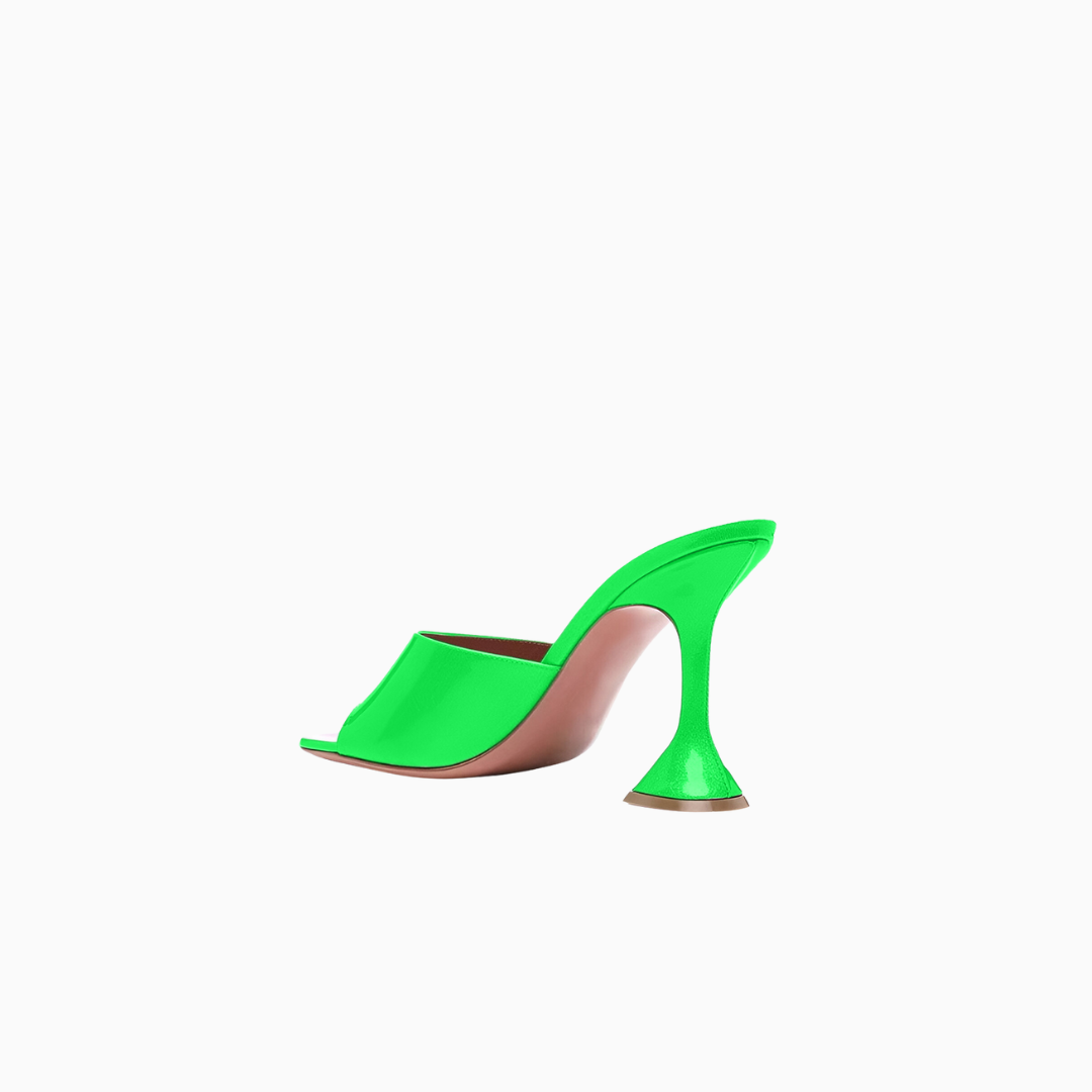 <tc>Noelle 스컬프트 힐</tc>